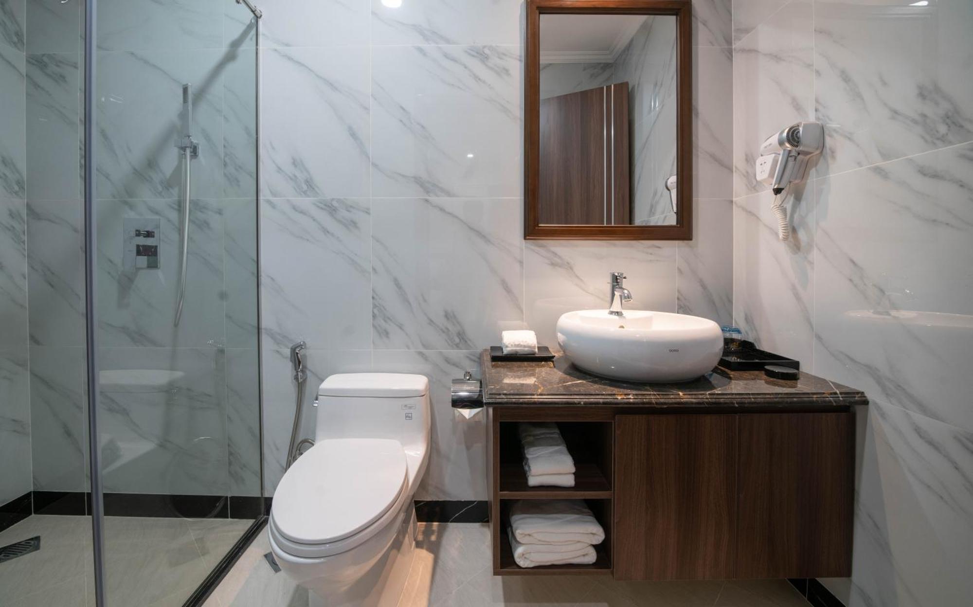 Hillary Hanoi Hotel Экстерьер фото